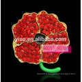 Broche multi strass rouge